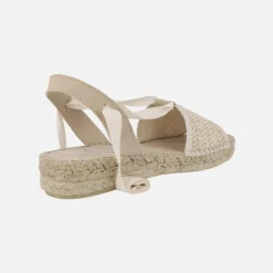 Alpargatas bajas en rafia trenzada beige con cintas
