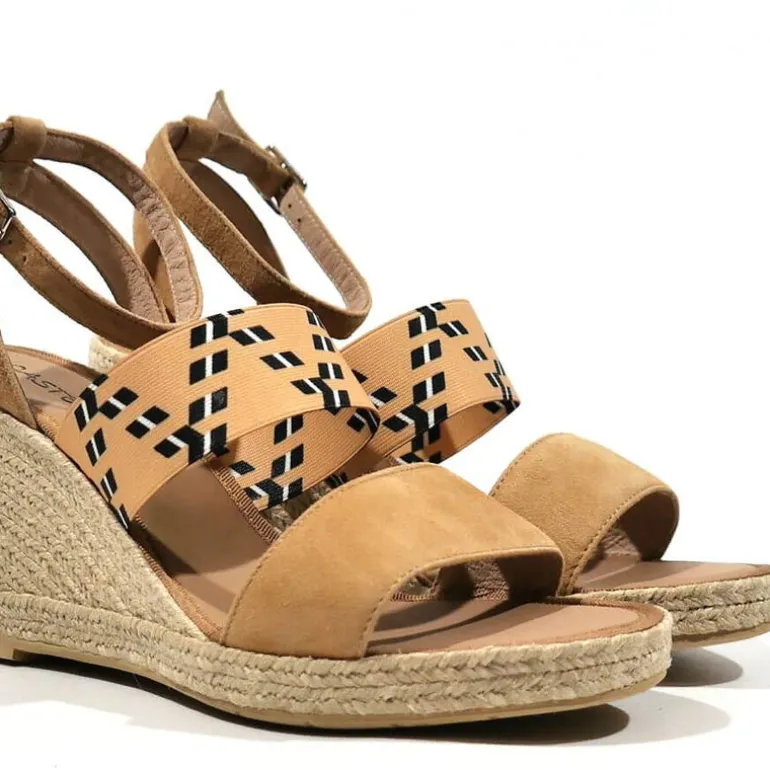 Alpargatas beige con banda elástica y pulsera al tobillo mujer
