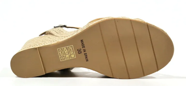 Alpargatas trenzadas color beige para mujer