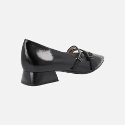 Bailarinas de charol con doble pulsera de hebillas