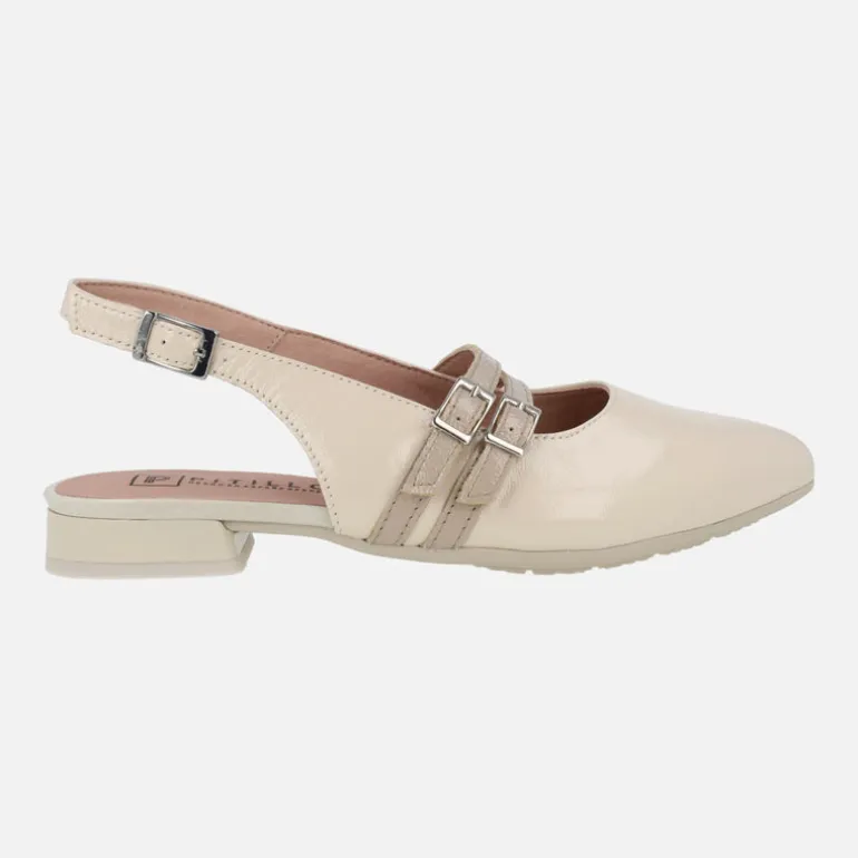 Bailarinas destalonadas en charol beige con pulseras en taupe