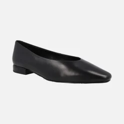 Bailarinas negras de piel con punta fina Gifford