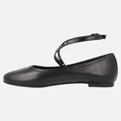 Bailarinas negras de piel con tiras cruzadas de tachas al tobillo