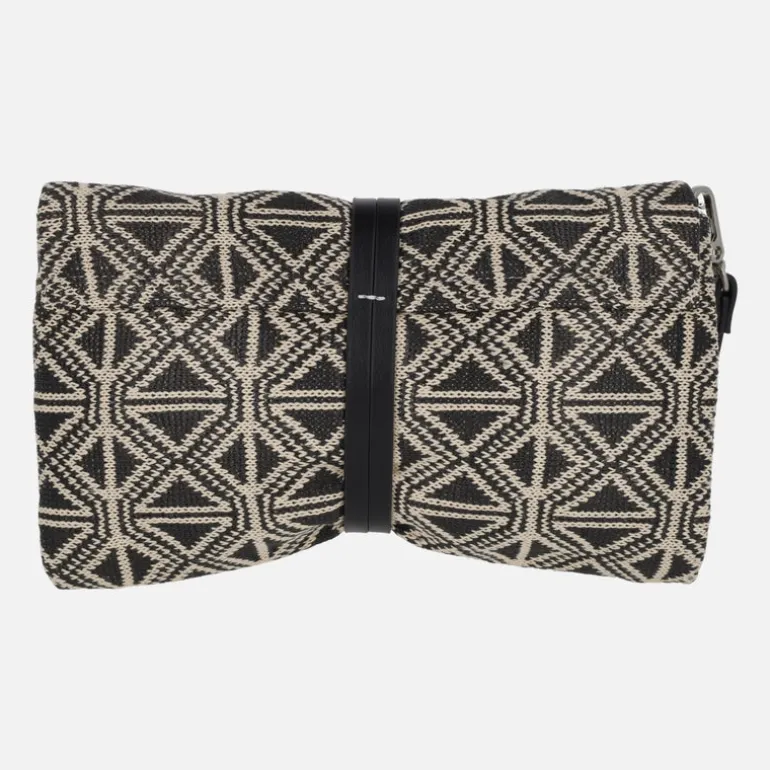 Bolsos de mano en tejido estampado con asa bandolera
