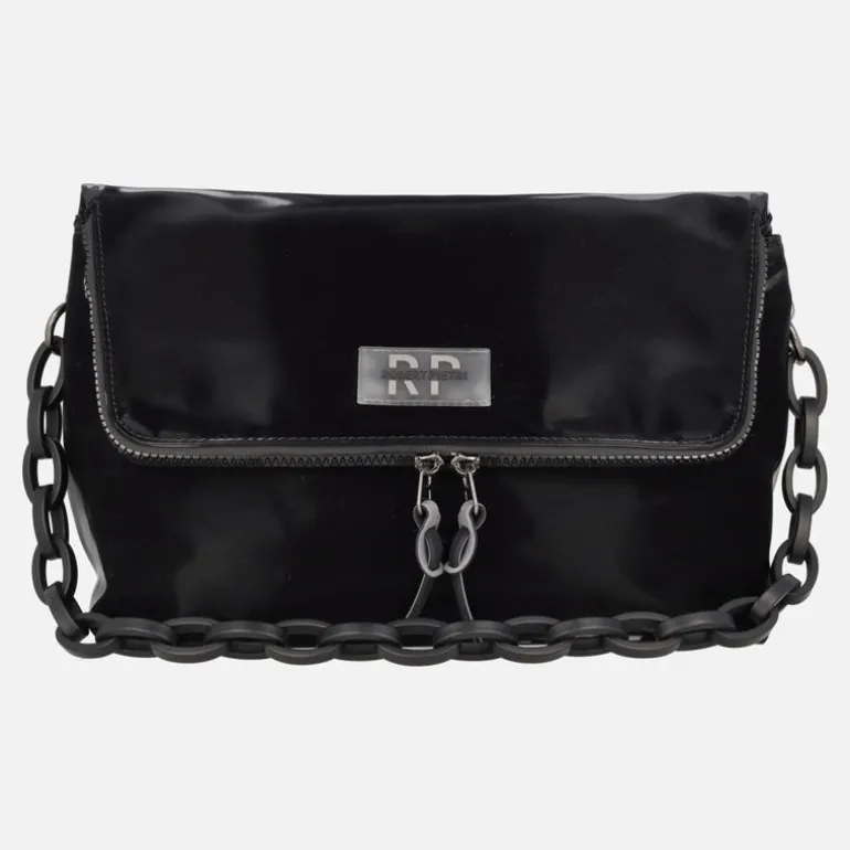 Bolsos en acabado terciopelo con asas intercambiables