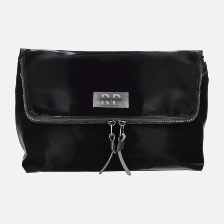 Bolsos en acabado terciopelo con asas intercambiables