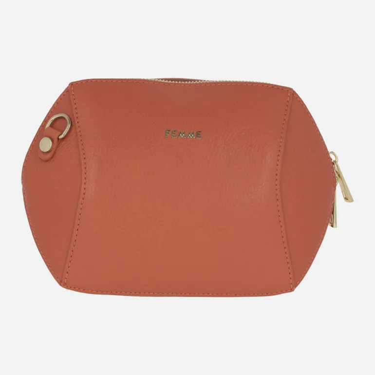 Bolsos geométricos de piel con asa bandolera