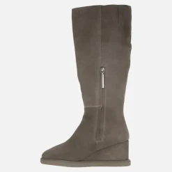 Botas altas Brora en serraje taupe con cuña