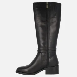 Botas altas de piel con adorno de hebilla y nudo
