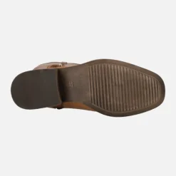 Botas altas de piel con adorno de hebilla y nudo
