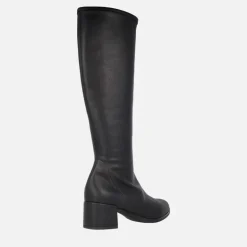 Botas altas en tejido elástico textura piel con tacón bajo