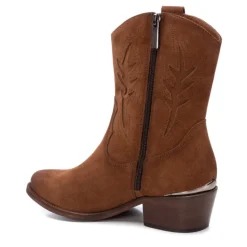 Botas cowboy bajas para mujer con troquelado