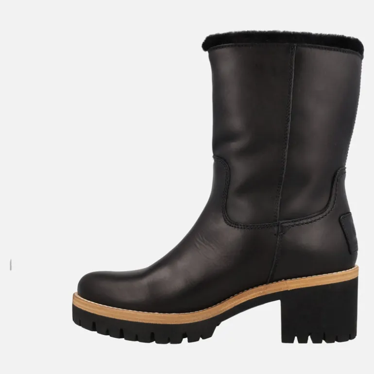 Botas de caña baja Piola en piel negra con forro de pelo