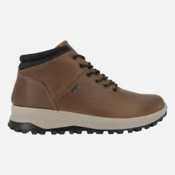 Botas de estilo deportivo en piel engrasada marron con Gore-tex