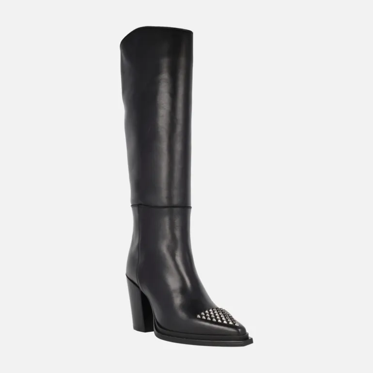 Botas de tacón con caña alta y tachas en la puntera Maysale
