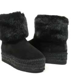 Botas negras de ante con vuelta de pelo y plataforma de esparto