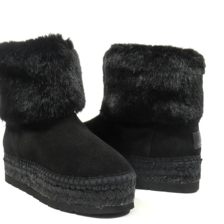 Botas negras de ante con vuelta de pelo y plataforma de esparto