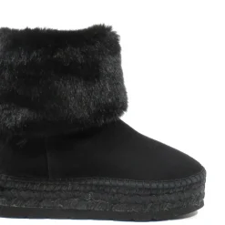 Botas negras de ante con vuelta de pelo y plataforma de esparto