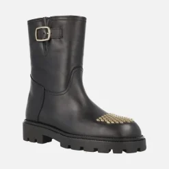 Botas negras de piel Agnes con tachas doradas en la puntera