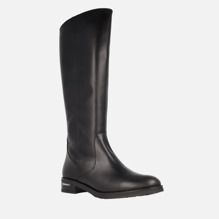 Botas negras de piel con caña alta y membrana impermeable