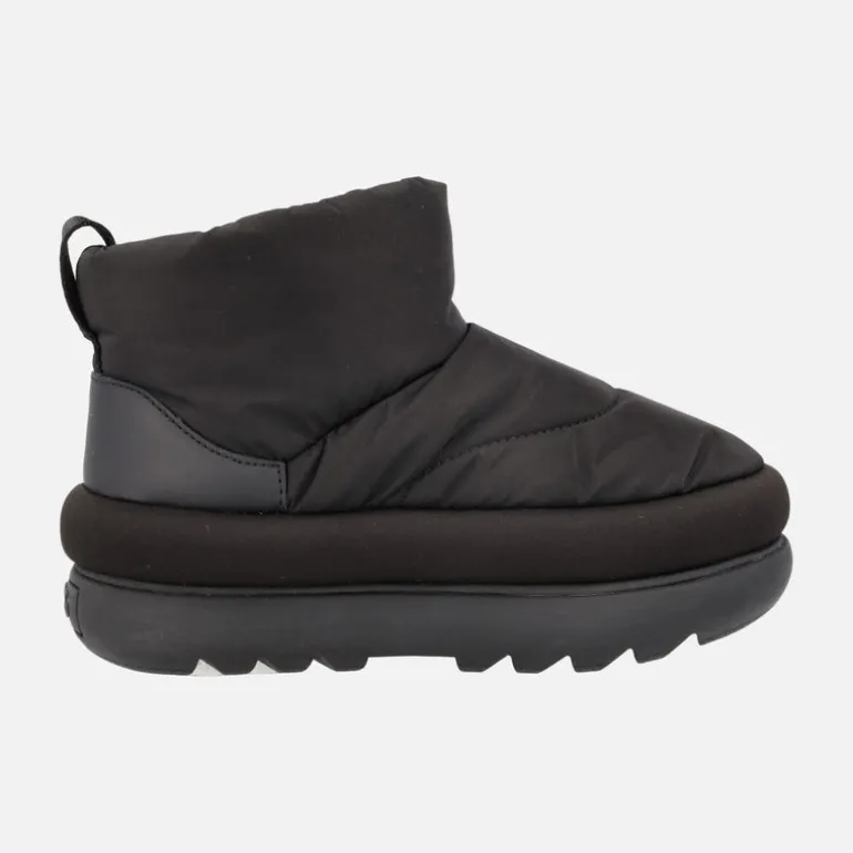 Botas negras Ugg Classic Maxi Mini en tejido acolchado