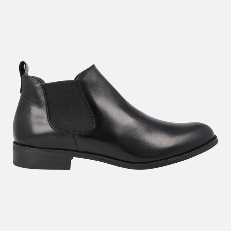 Botines bajos estilo chelsea en piel negra