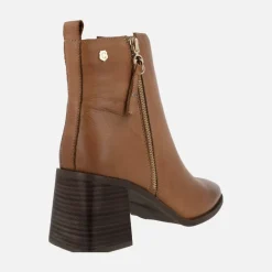 Botines Carmela de piel con tacón de 7 cms y doble cremallera
