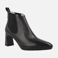 Botines chelsea con horma afilada Ankara negro