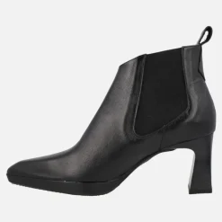 Botines chelsea con horma afilada Ankara negro