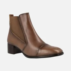 Botines chelsea para mujer con picados en la puntera