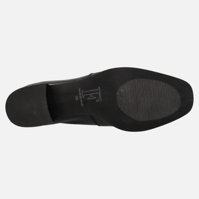 Botines chelsea para mujer con picados en la puntera