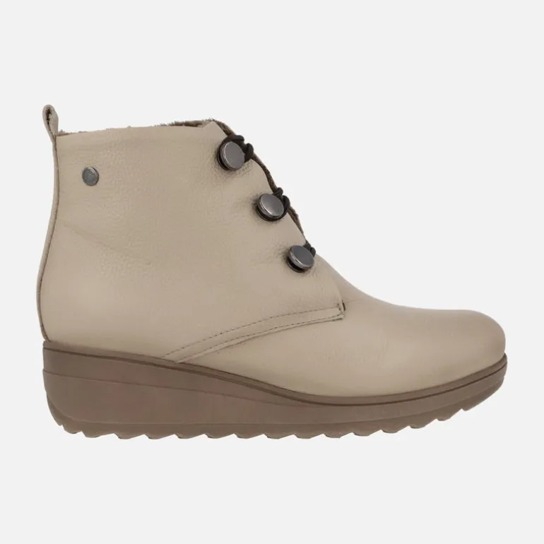 Botines confort de piel con cierre de botones y forro de pelo