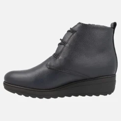 Botines confort de piel con cierre de botones y forro de pelo