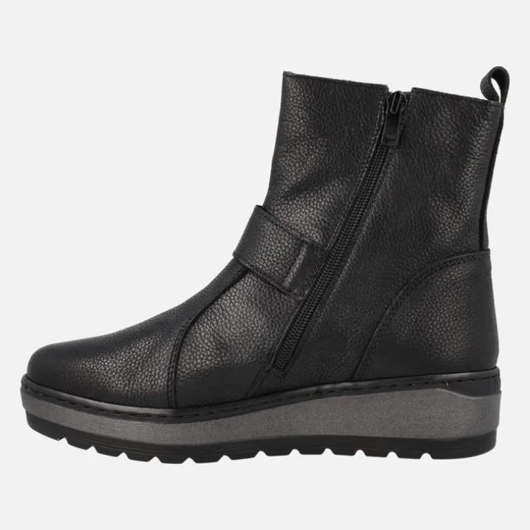 Botines confort en piel negra con adorno de hebilla