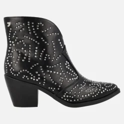 Botines cowboy Struer en piel negra con remaches