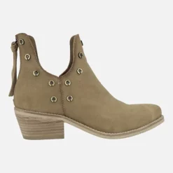 Botines Cut out con remaches y cremallera trasera