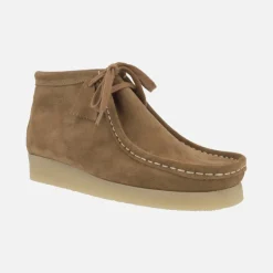 Botines de cordones en piel serraje estilo wallabee