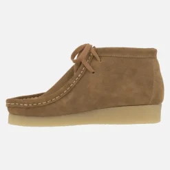 Botines de cordones en piel serraje estilo wallabee