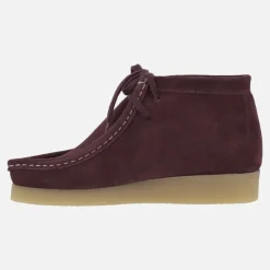 Botines de cordones en piel serraje estilo wallabee