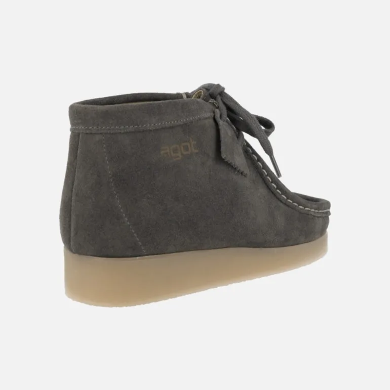 Botines de cordones en piel serraje estilo wallabee