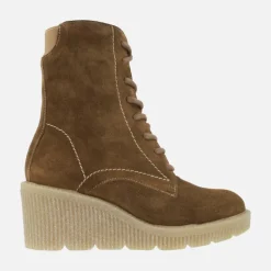 Botines de cordones en serraje cuero con cuña alta