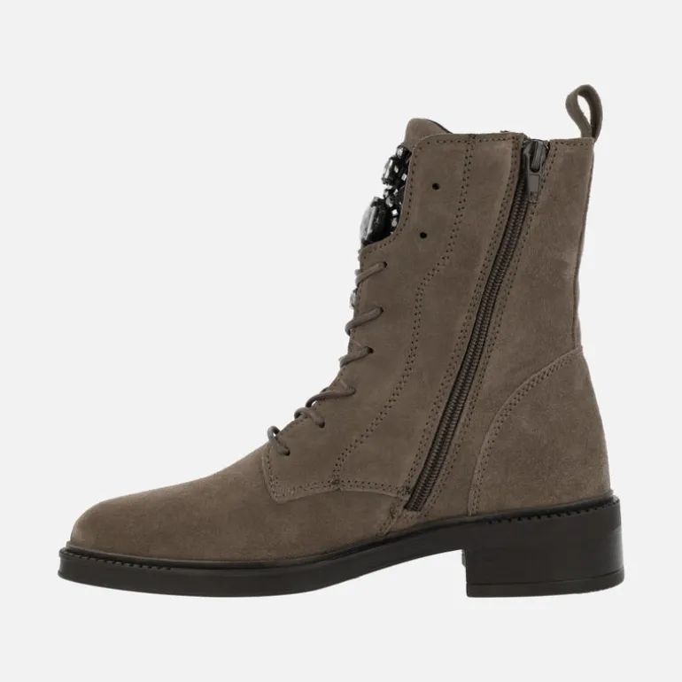 Botines de cordones Samantha en serraje topo con lengüeta joya