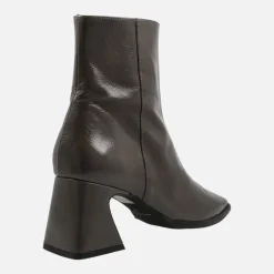 Botines de piel con acabado brillo y tacón medio Shaba