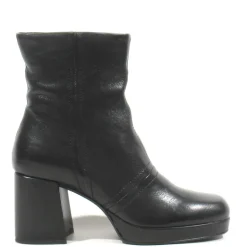 Botines de piel con plataforma y horma cuadrada
