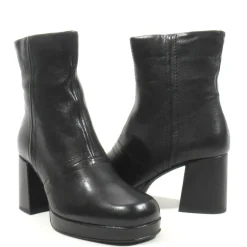 Botines de piel con plataforma y horma cuadrada