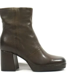 Botines de piel con plataforma y horma cuadrada