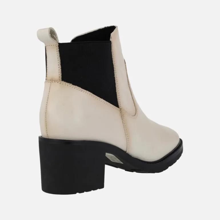 Botines de piel con trasera de tejido elástico
