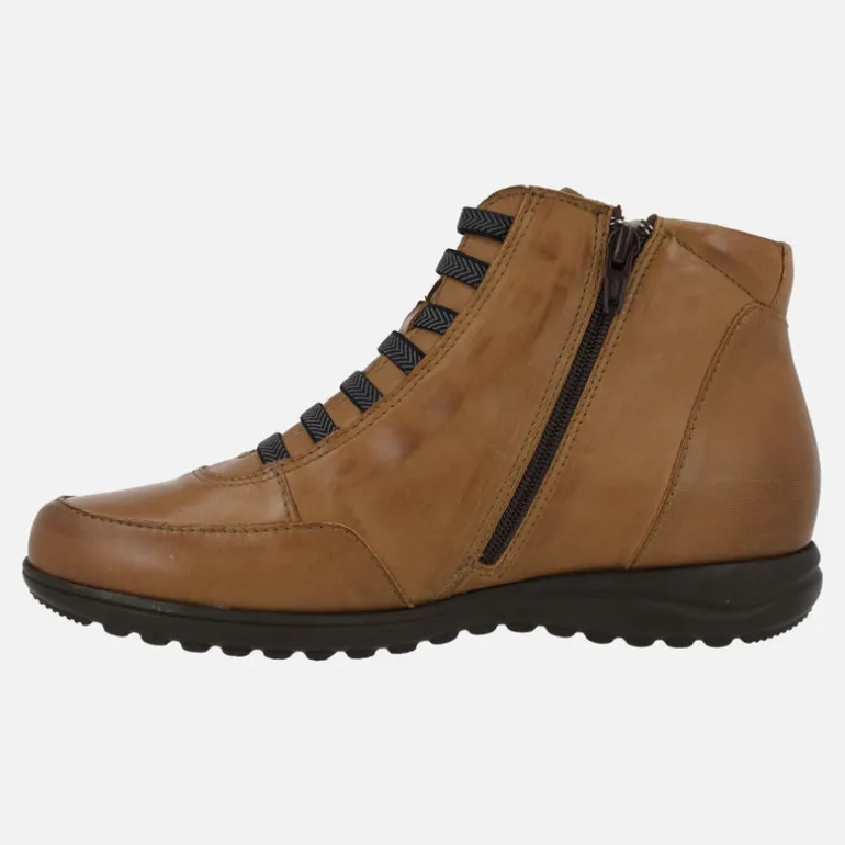 Botines de piel de estilo deportivo con cordones elásticos