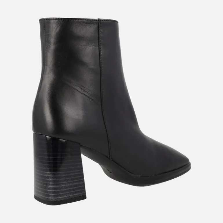 Botines de piel Hispanitas Monaco con tacones de 8 cms