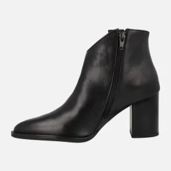 Botines de piel negra Guiomar para mujer con tacones de 8 cms